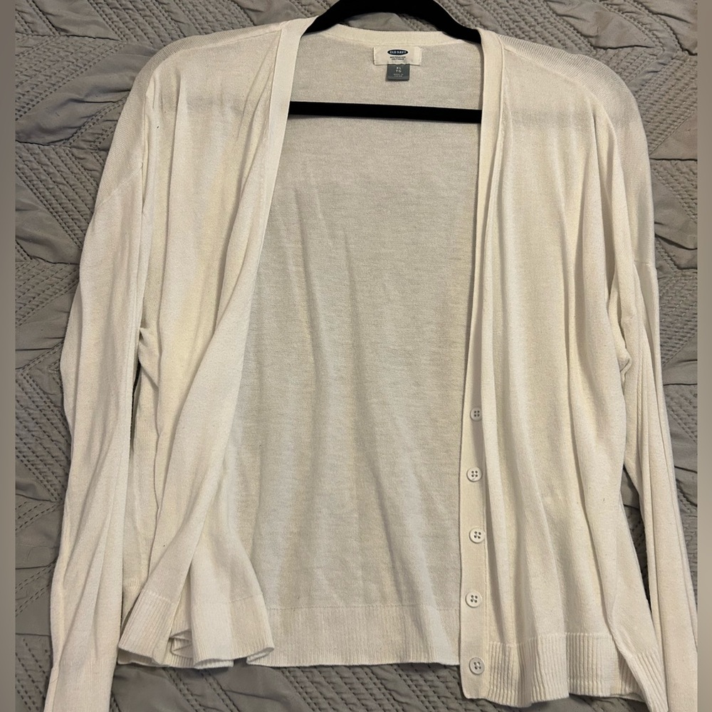White cardigan, XL